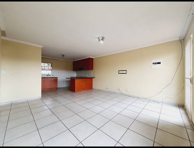 2 BEDROOM APARTMENT TO LET IN VORNA VALLEY